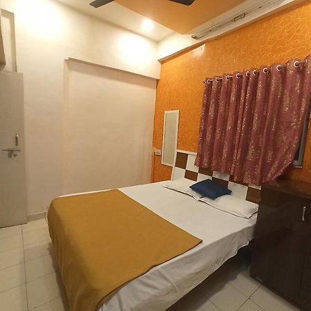 Malwade Motel Pune Esterno foto